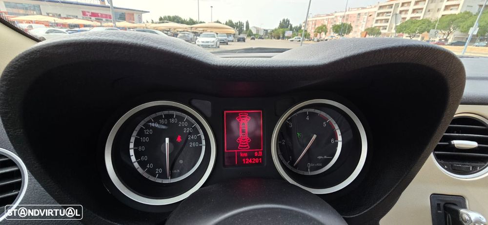 Alfa Romeo 159 Sportwagon 1.9 JTDm 16V Sportiva - 8