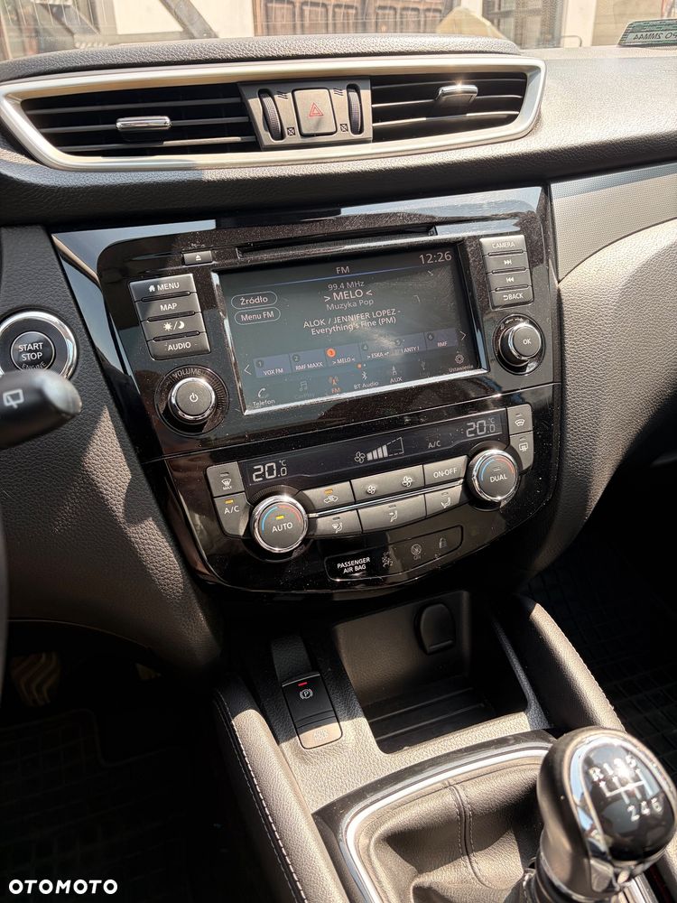 Nissan Qashqai 1.3 DIG-T N-Connecta - 20