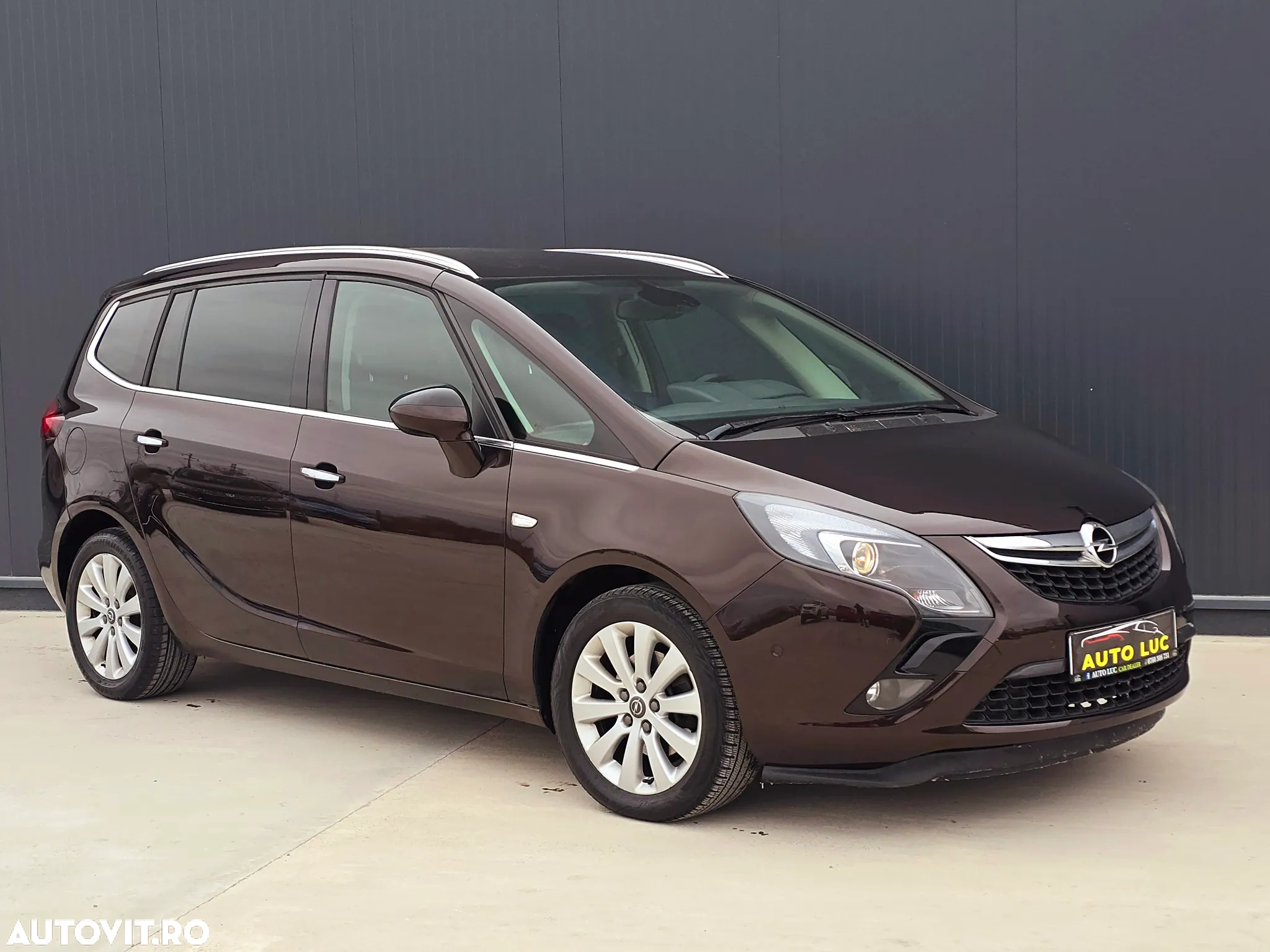 Opel Zafira Tourer 2.0 CDTI ecoFLEX Start/Stop Edition - 2