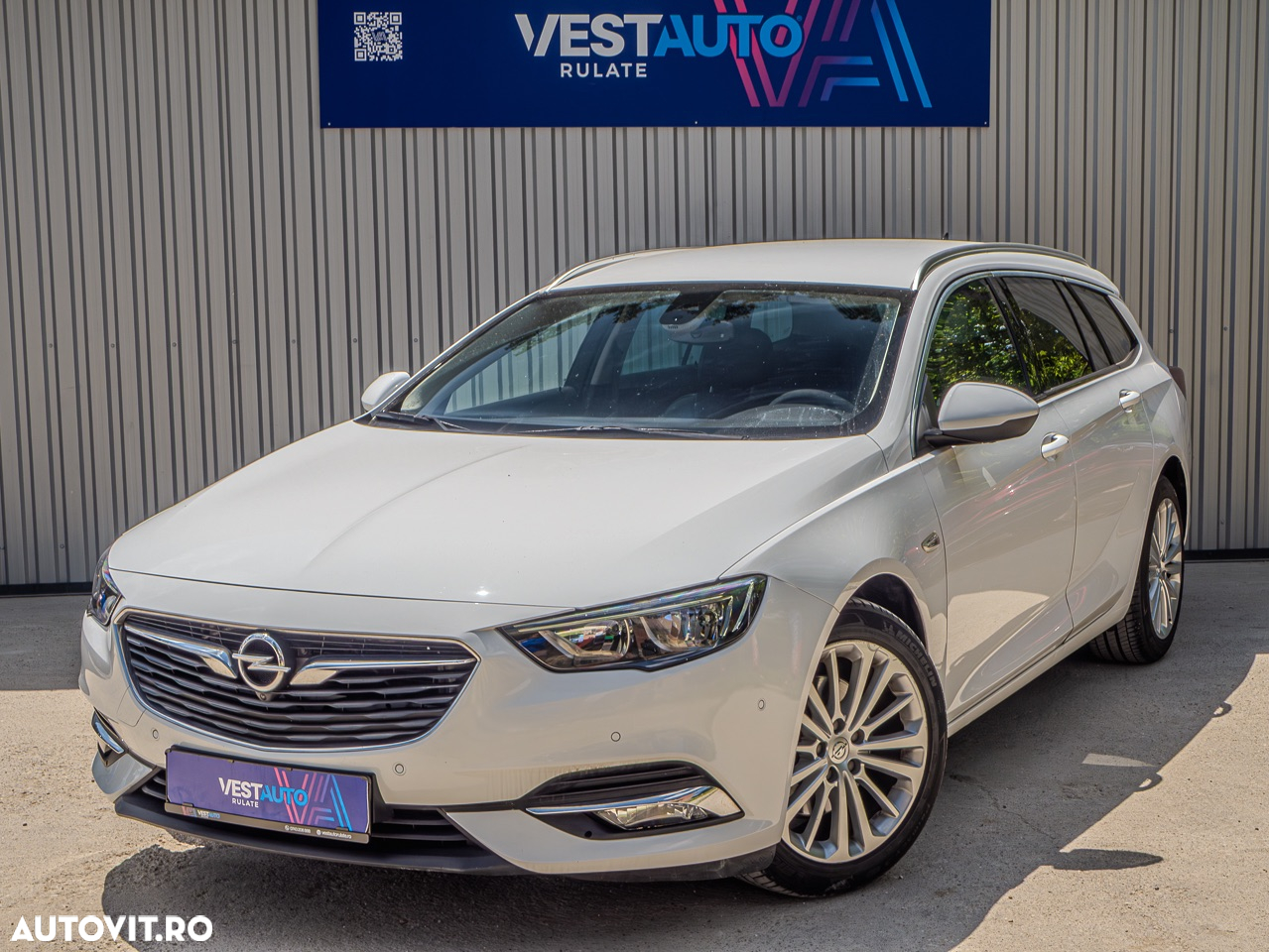 Opel Insignia Sport Tourer 2.0 CDTI Start/Stop Aut. Ultimate - 2