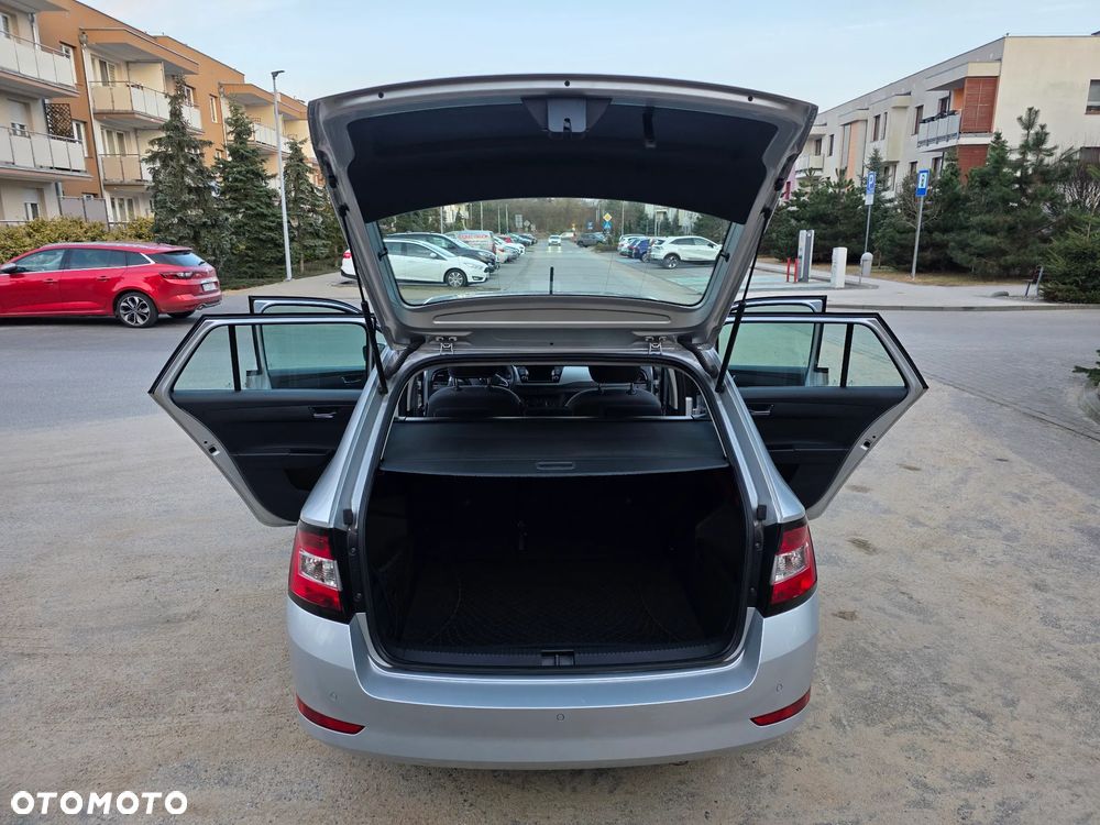 Skoda Fabia 1.0 TSI Ambition - 9