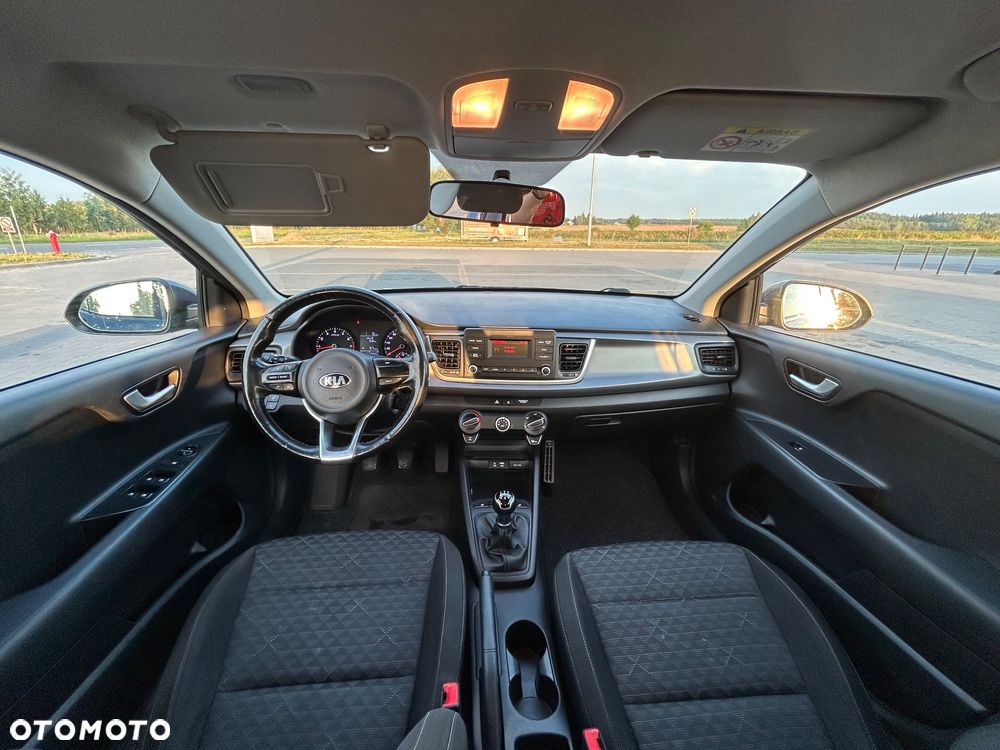 Kia Rio 1.2 L - 9