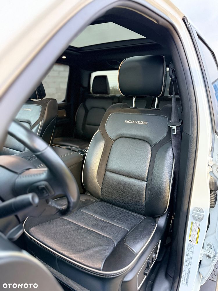 RAM 1500 Crew Cab Laramie - 16