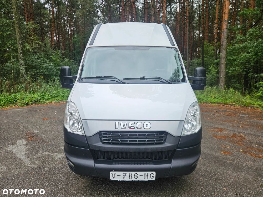 Iveco Daily BLIŹNIAKI Hak 3,5 tony - 17