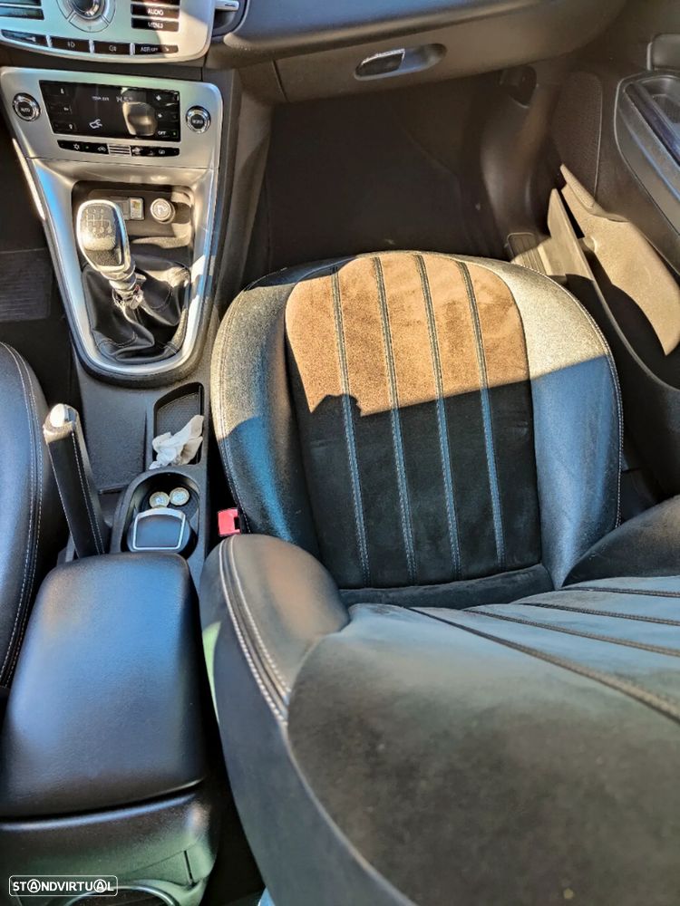 Lancia Delta 1.6 M-Jet Oro - 11