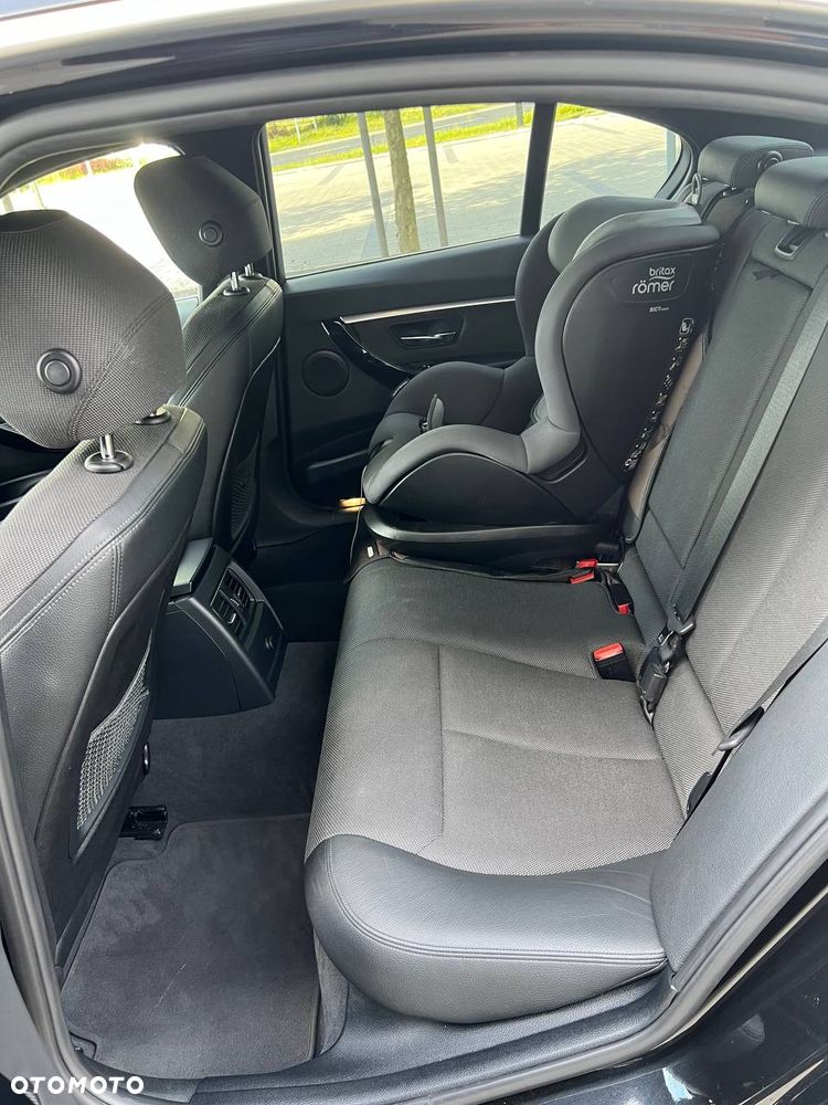 BMW Seria 3 - 24