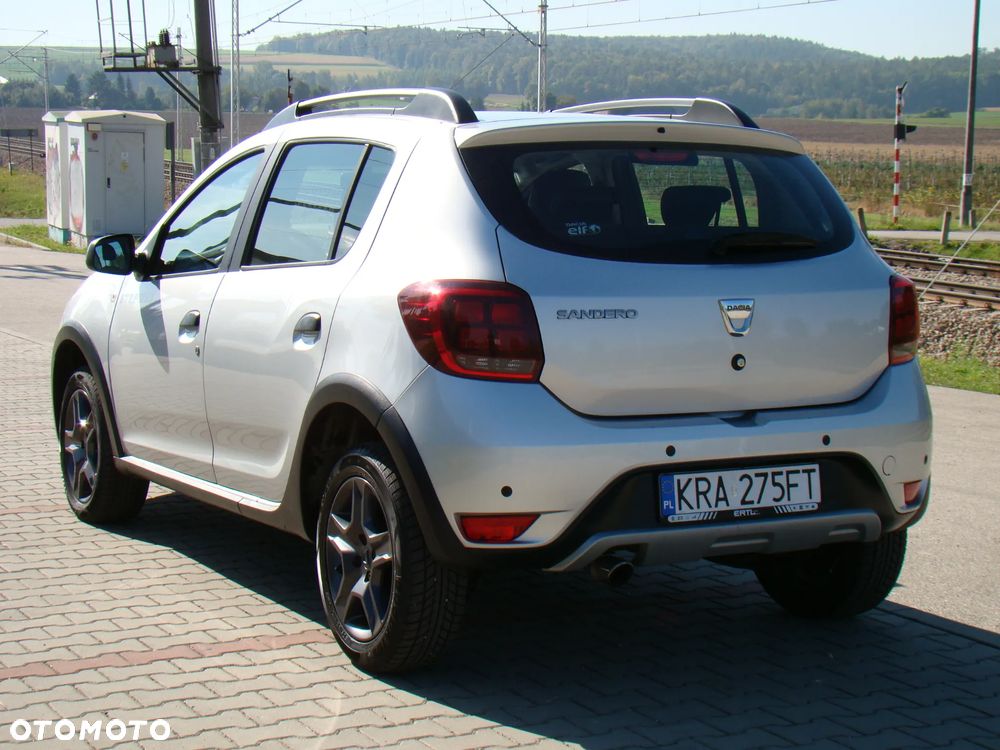 Dacia Sandero Stepway 0.9 TCe Laureate S&S - 10