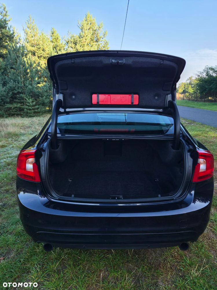Volvo S60 T3 Drive-E Momentum - 4