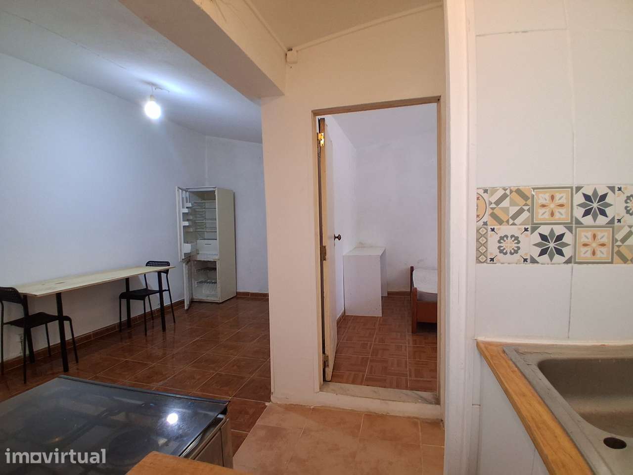 Alojamento Estúdio / T1 em vila - Grande imagem: 4/5
