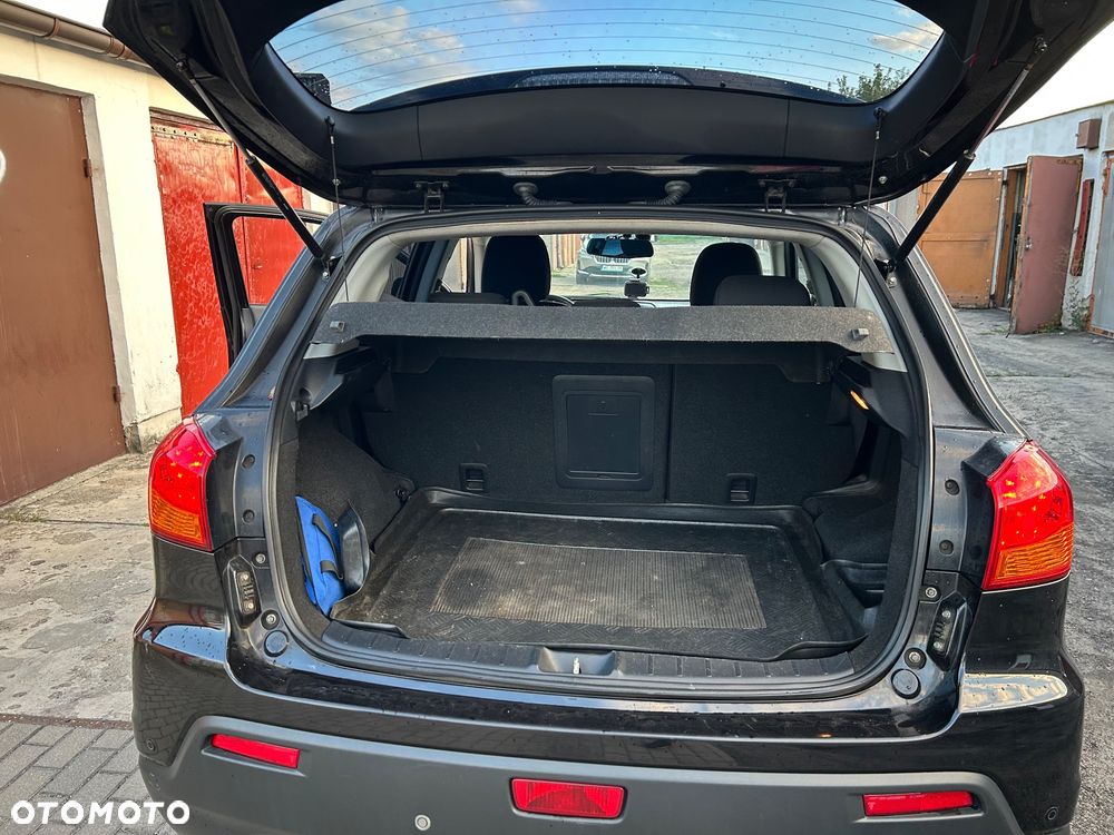 Mitsubishi ASX - 14