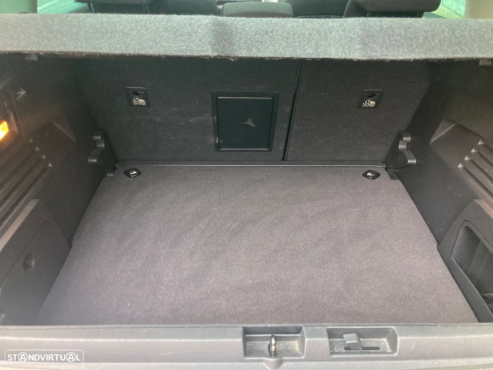 Peugeot 3008 1.6 HDi Executive - 11