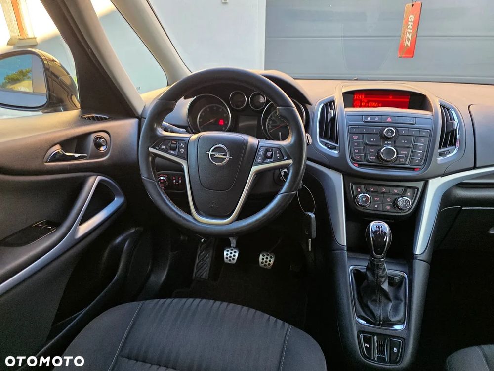 Opel Zafira 1.4 T Enjoy - 9