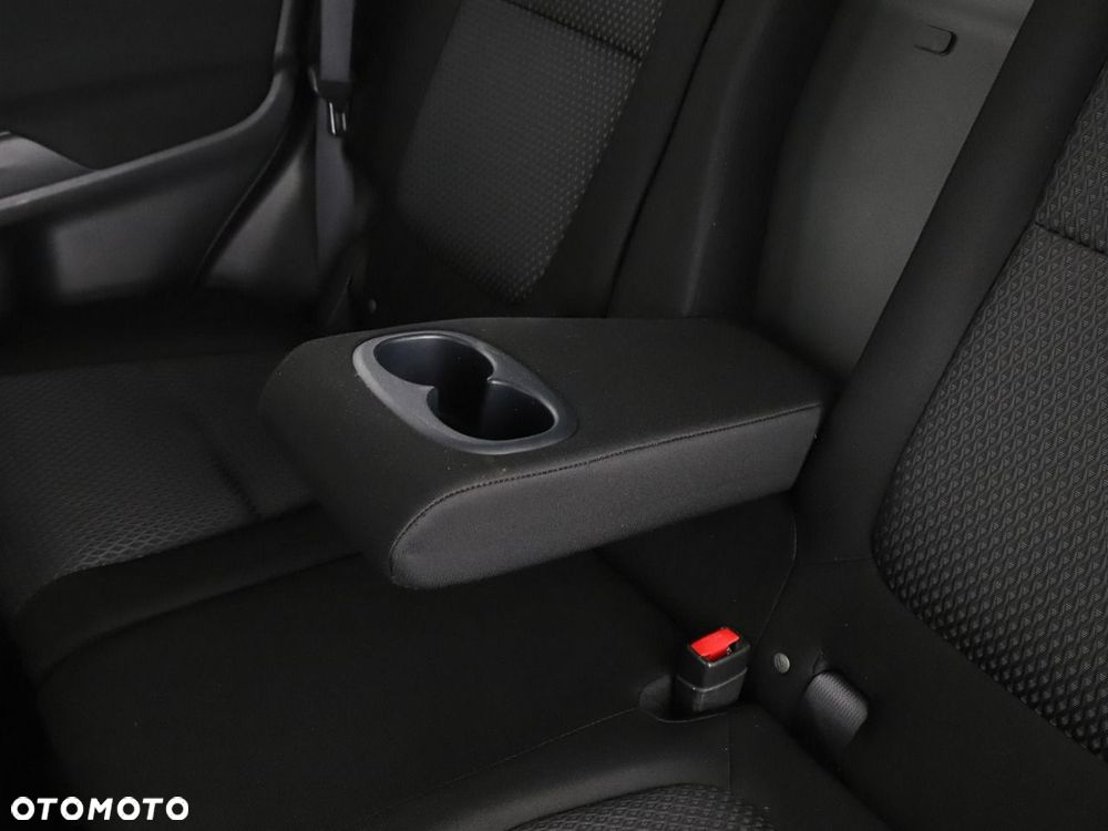 Mitsubishi Outlander 2.0 2WD - 34