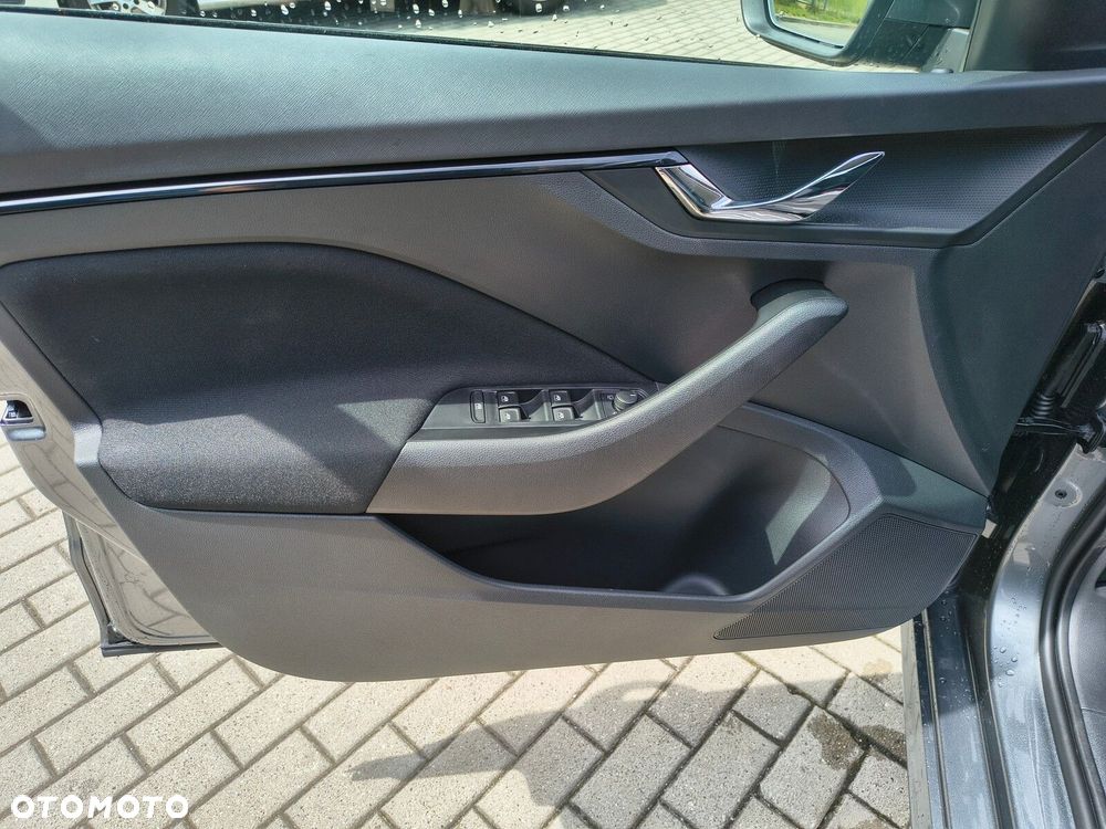 Skoda Kamiq 1.5 TSI Drive DSG - 14