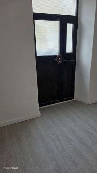 Arrendo apartamento T1 Lisboa Ajuda - Grande imagem: 5/12