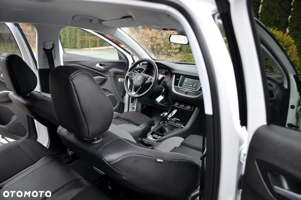 Opel Grandland X 1.5 D Start/Stop INNOVATION - 24