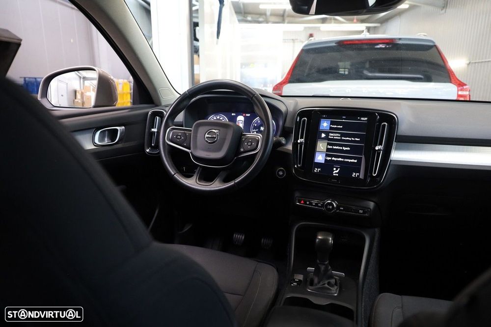 Volvo XC 40 1.5 T2 Momentum Plus - 13