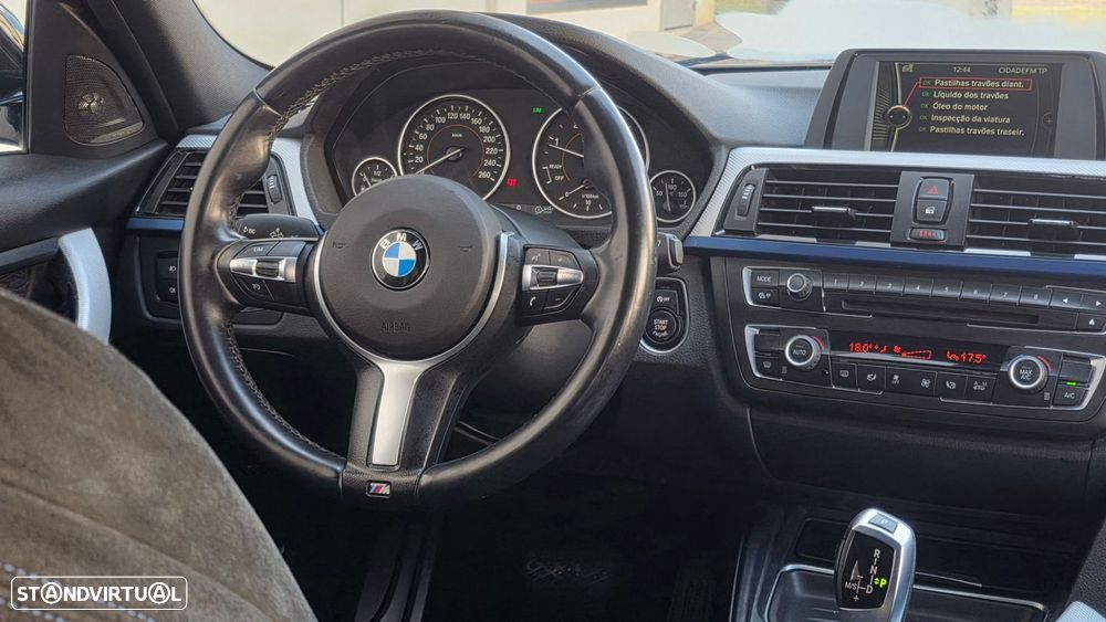 BMW 320 d Auto Pack M - 27