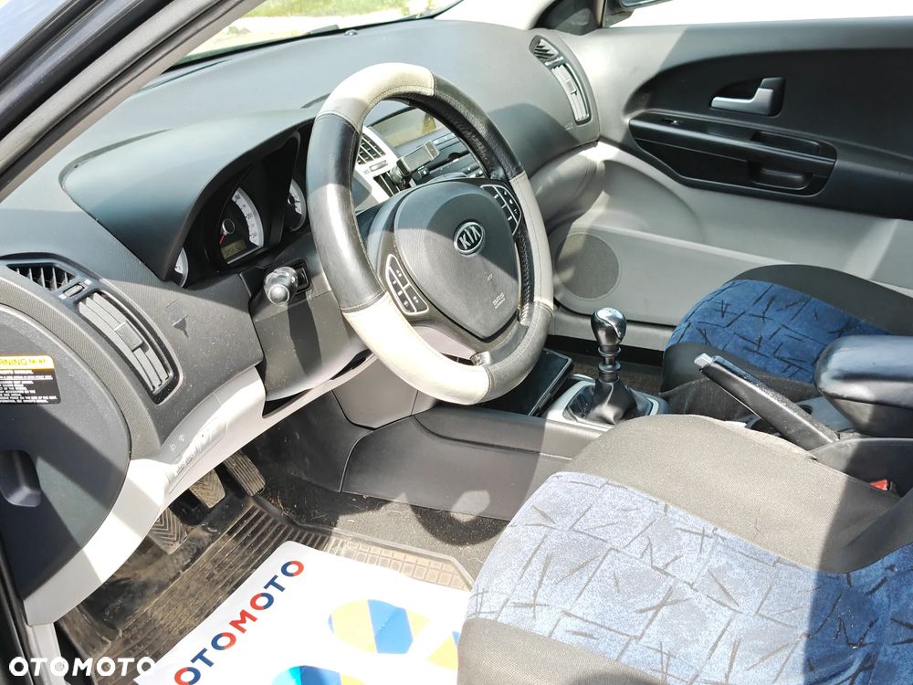 Kia Ceed 1.4 CVVT LX - 10