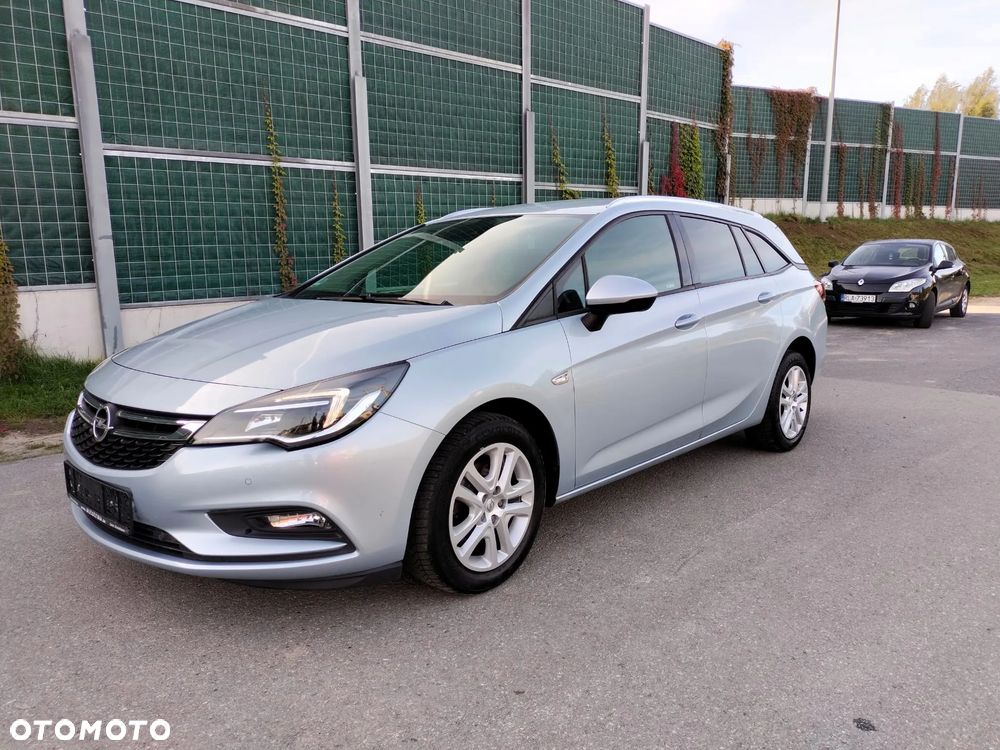 Opel Astra - 8