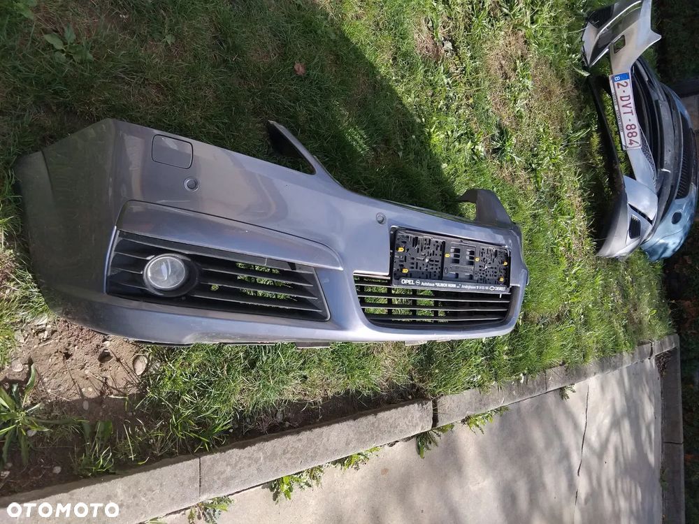 Opel Zafira B zderzak przedni 04-07 lakier kod Z155 spryski PDC