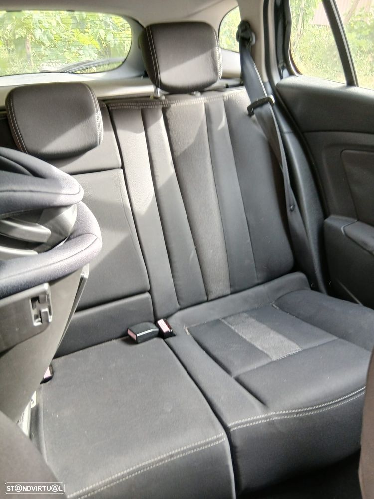 Renault Mégane 1.5 dCi Dynamique - 10