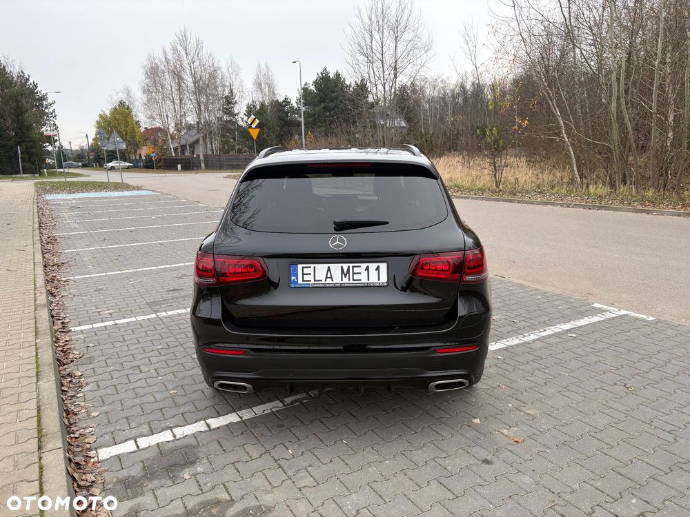 Mercedes-Benz GLC - 11