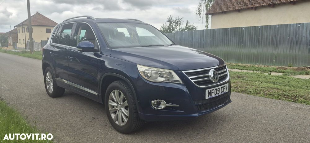 Volkswagen Tiguan - 2