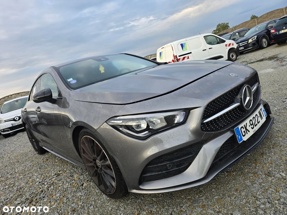 Mercedes-Benz CLA 180 7G-DCT AMG Line - 1