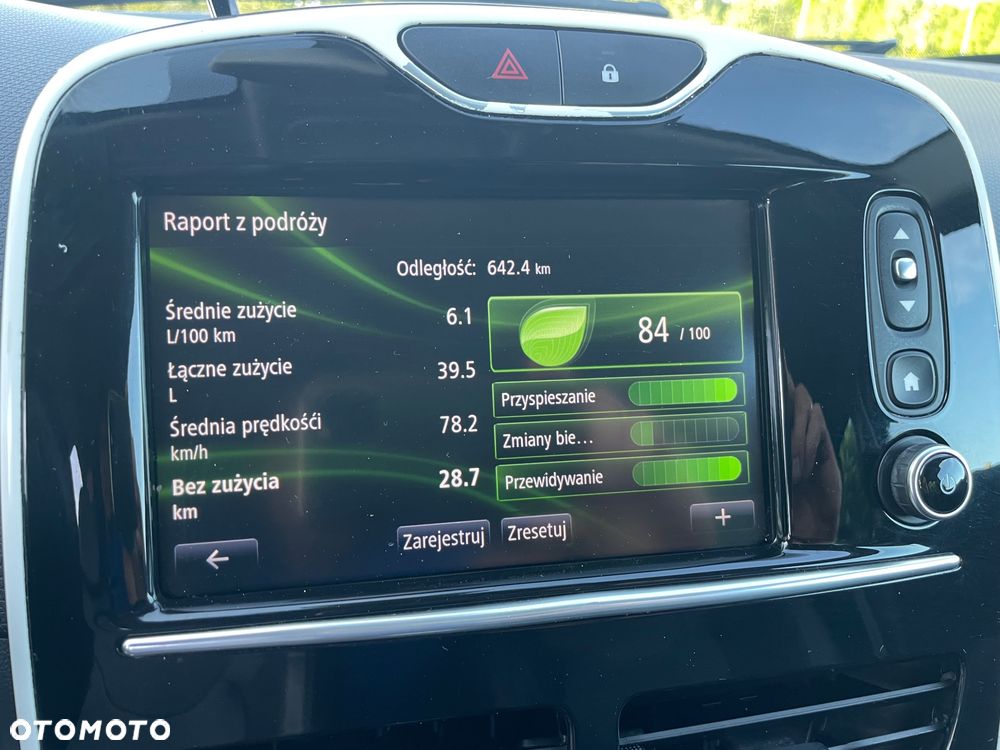Renault Clio - 22