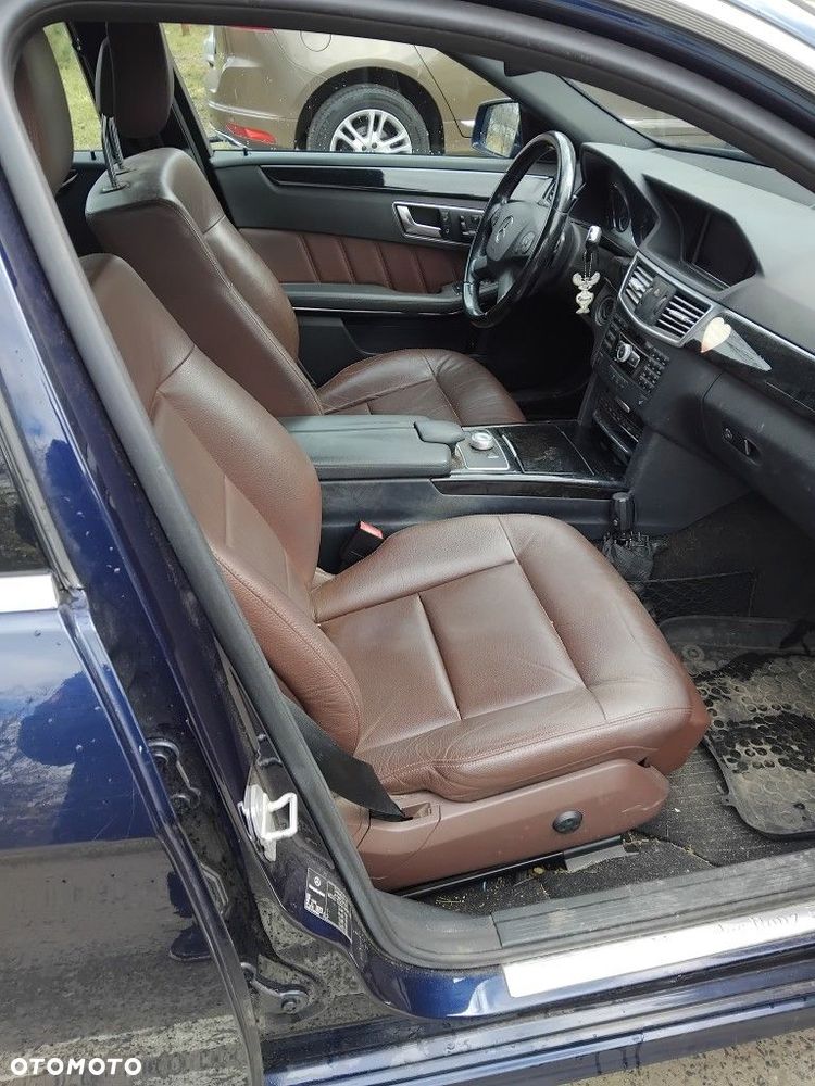 Mercedes-Benz Klasa E 220 BlueTEC 9G-TRONIC Avantgarde - 4