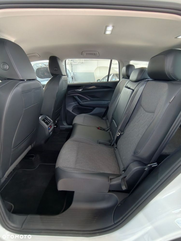 Volkswagen Tayron 1.5 eTSI mHEV Life Plus DSG - 28