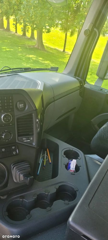 Mercedes-Benz Antos - 22