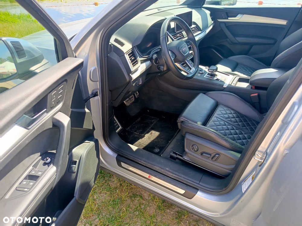 Audi SQ5 - 10