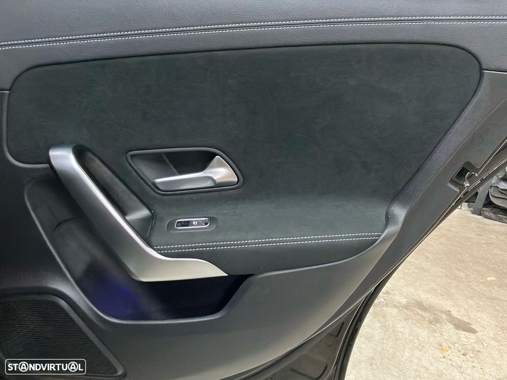 Mercedes-Benz A 250 - 22