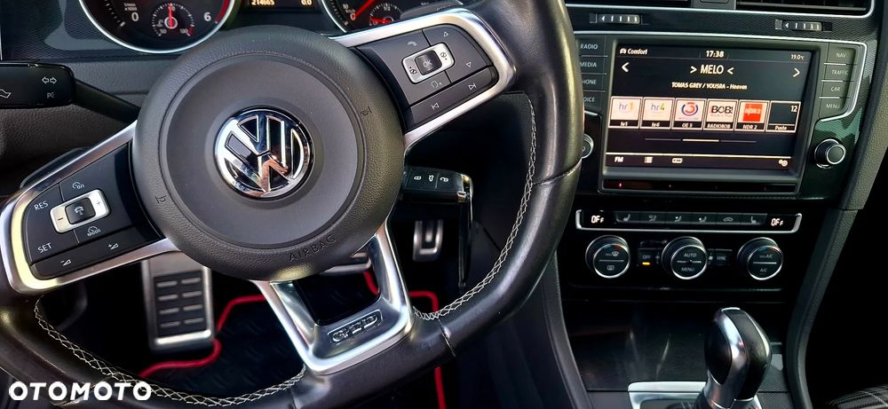 Volkswagen Golf 2.0 TDI BMT GTD DSG - 18