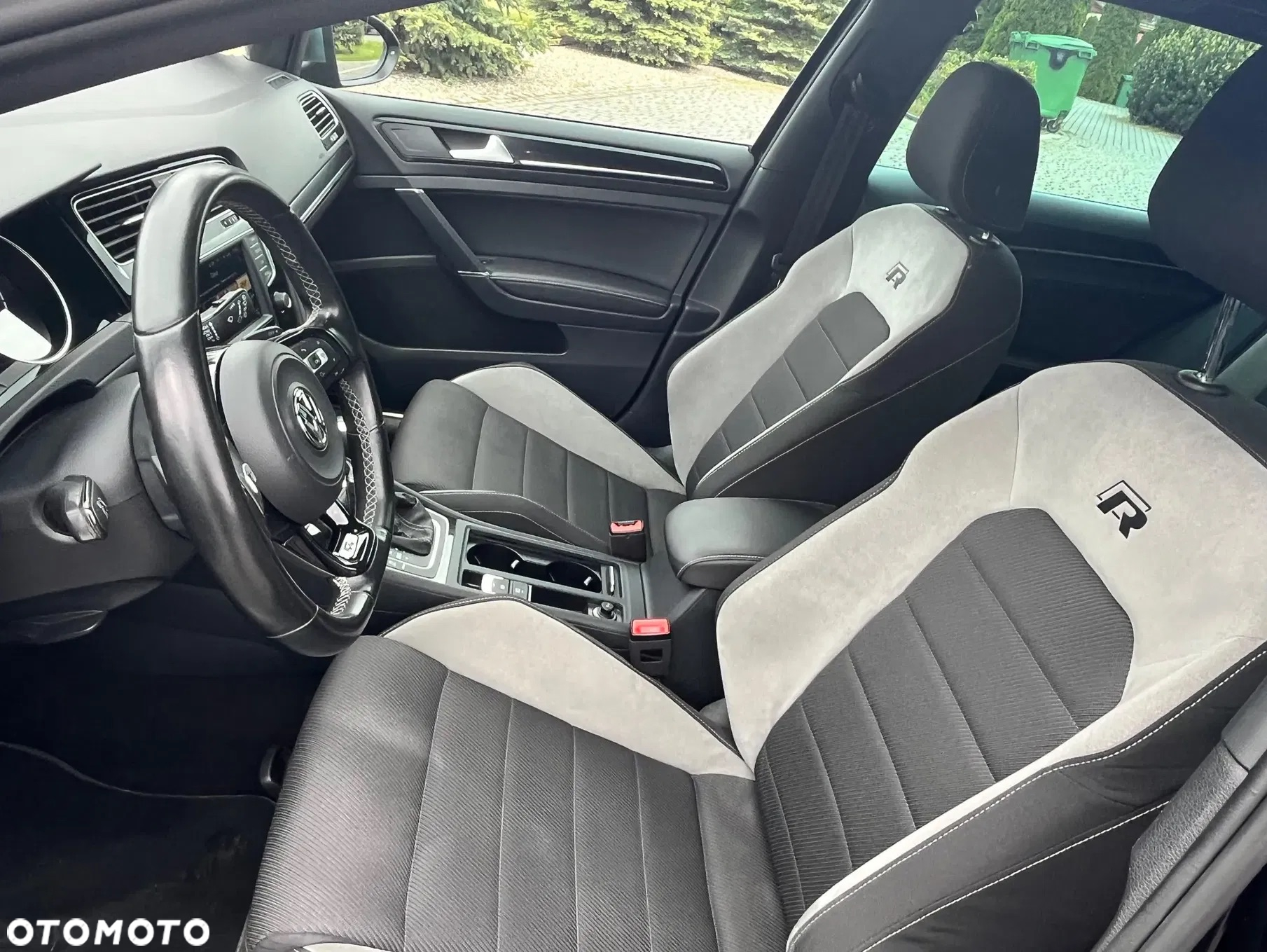 Volkswagen Golf VII 2.0 TSI BMT 4Mot R DSG - 13