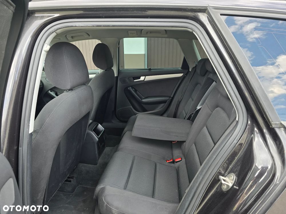Audi A4 Avant - 9