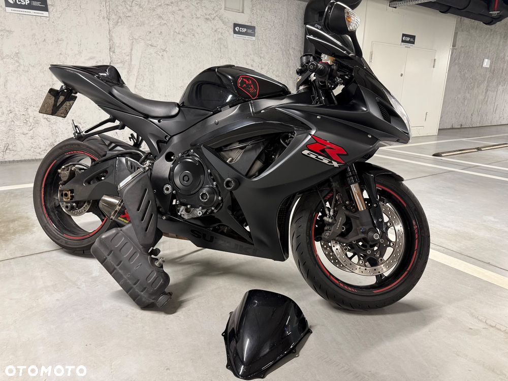 Suzuki GSX-R - 10