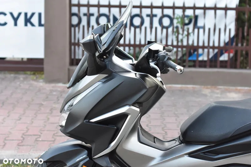 Honda NSS - 27