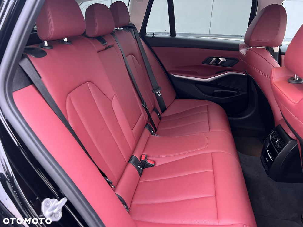 BMW Seria 3 318d MHEV Sport Line - 20