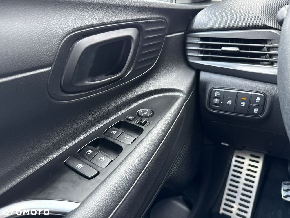 Hyundai Bayon - 25