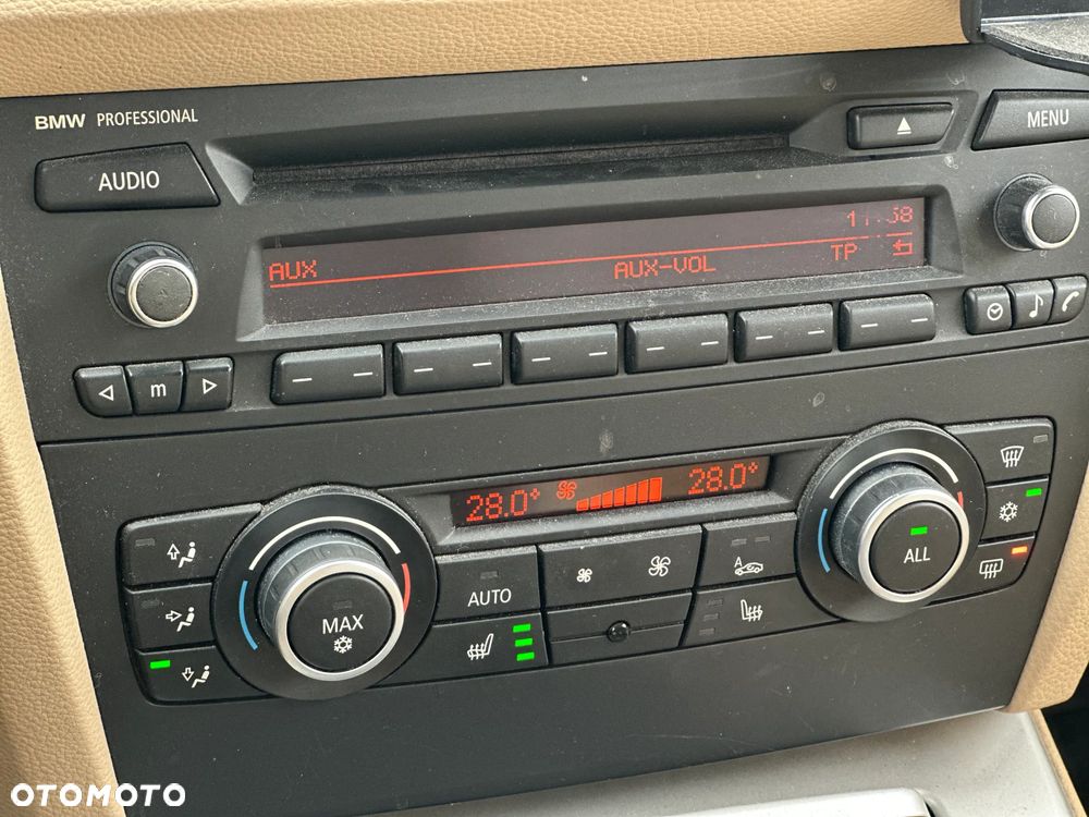 BMW Seria 3 320d DPF Edition Exclusive - 22