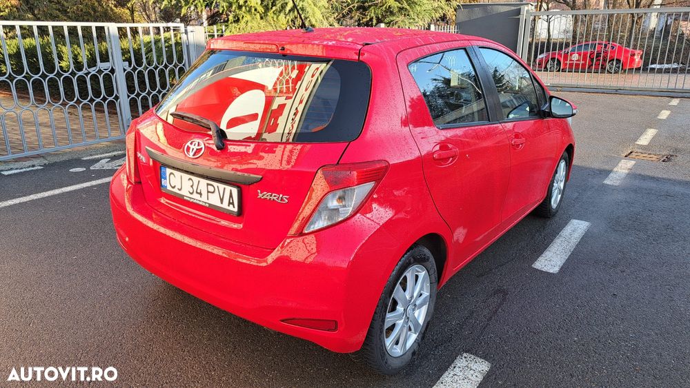 Toyota Yaris - 4