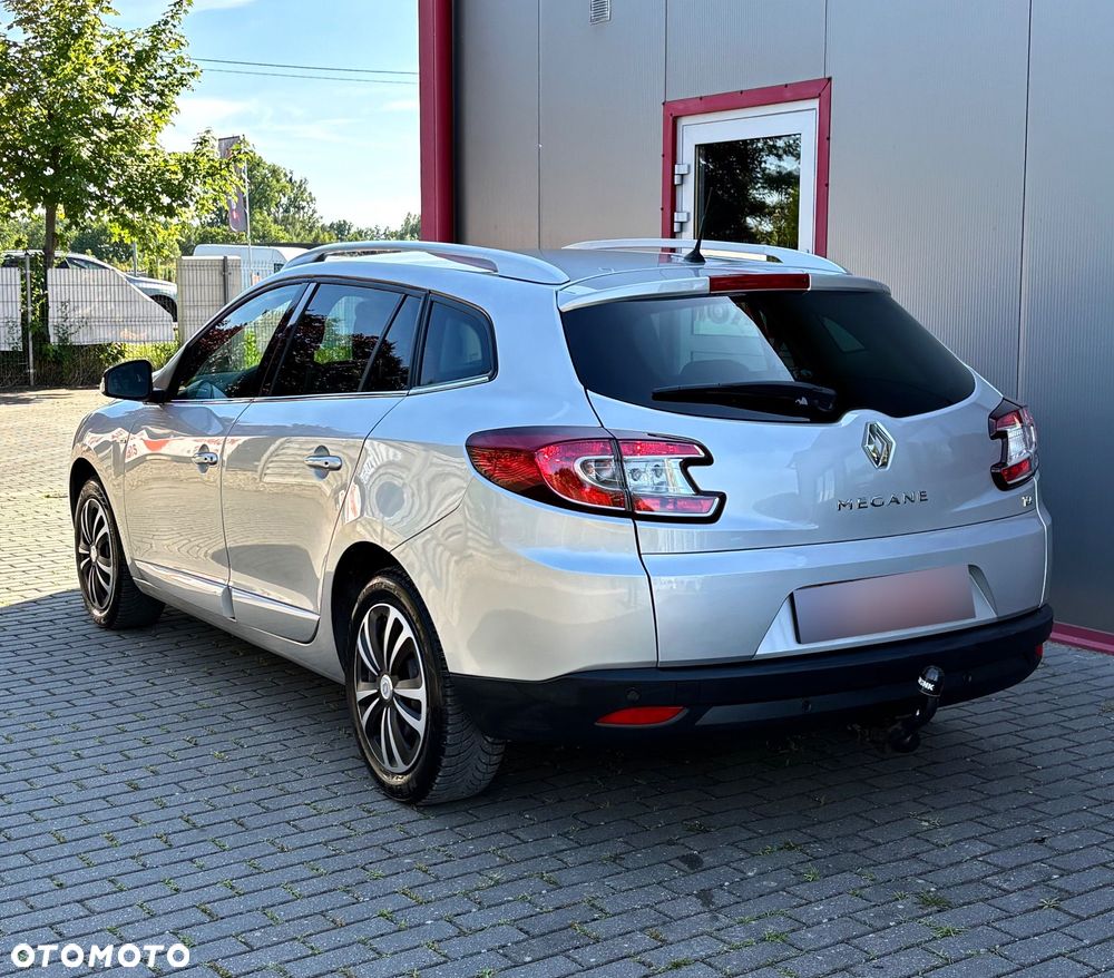 Renault Megane ENERGY TCe 130 BOSE EDITION - 7