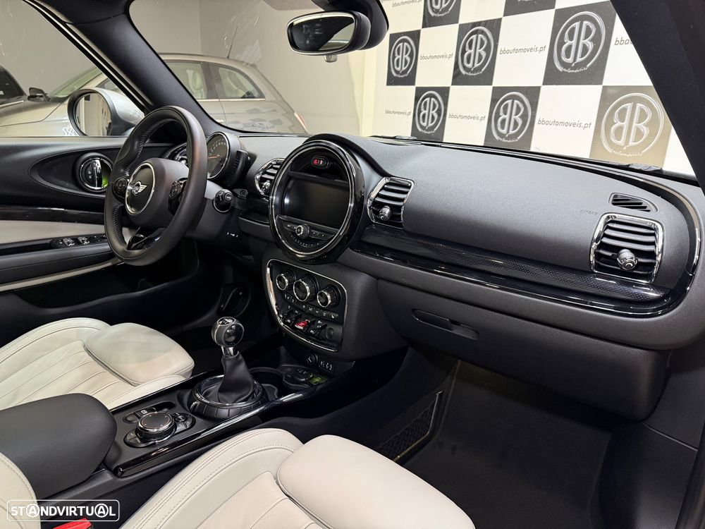 MINI Clubman Cooper D - 15