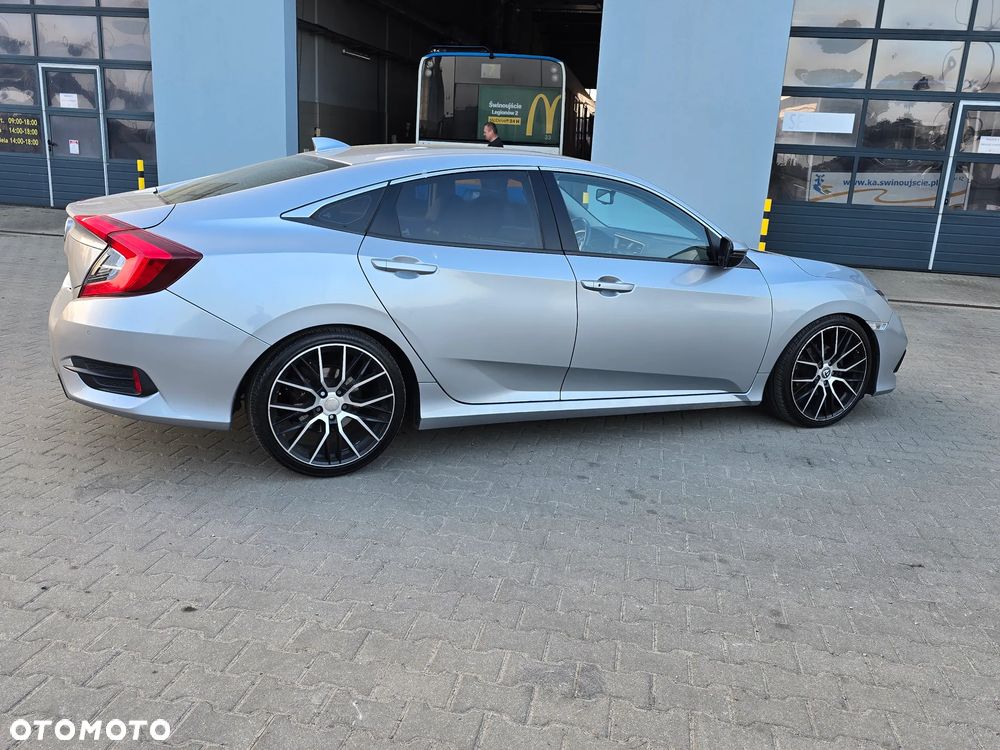 Honda Civic 1.5 i-VTEC Turbo CVT Executive - 7