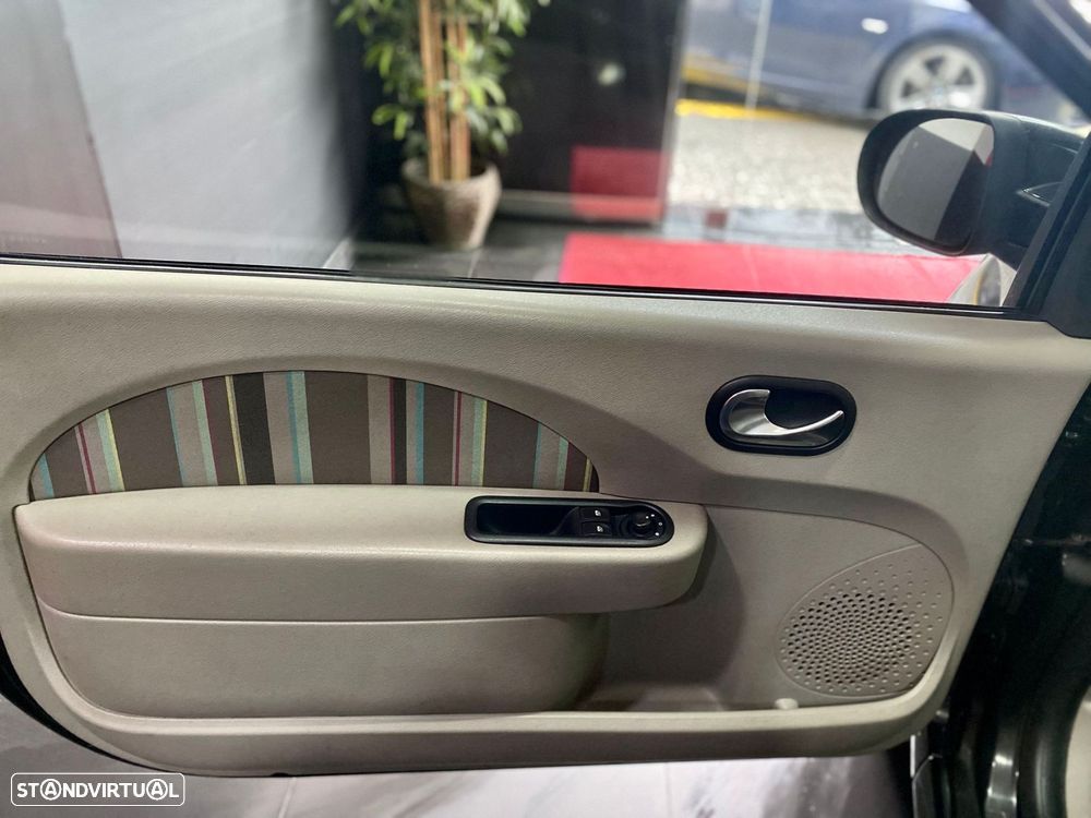 Renault Twingo dCi 75 Authentique - 10