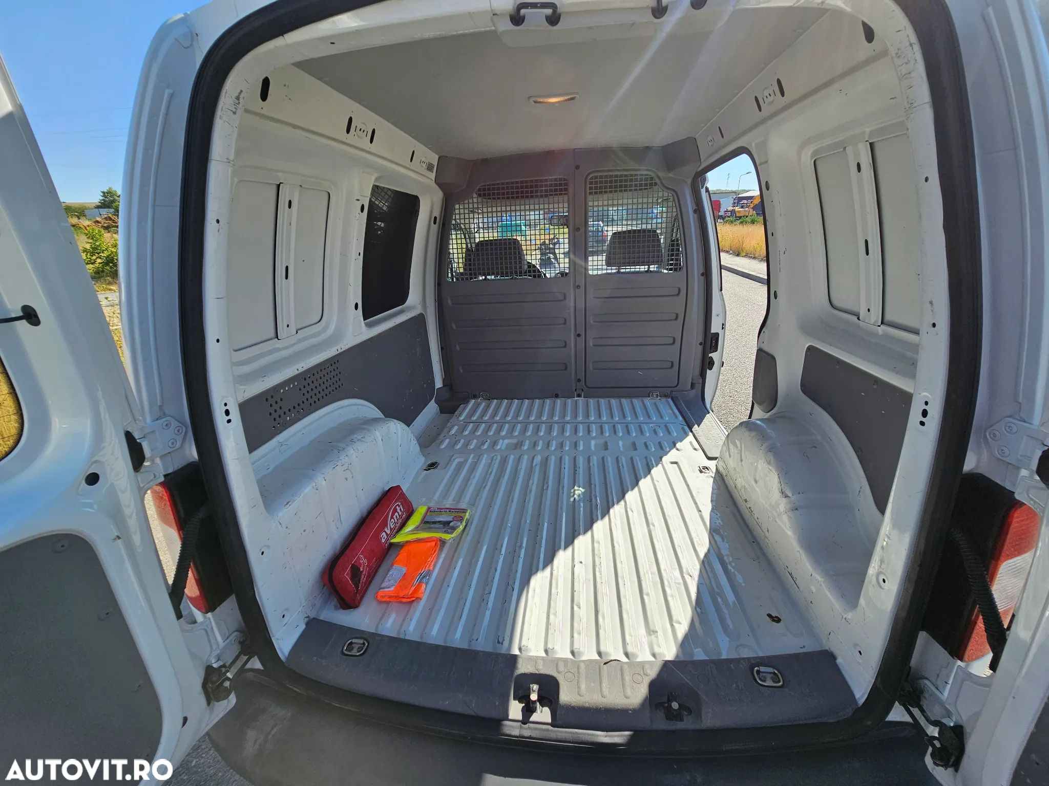 Volkswagen Caddy 1.9 TDI (5-Si.) - 6