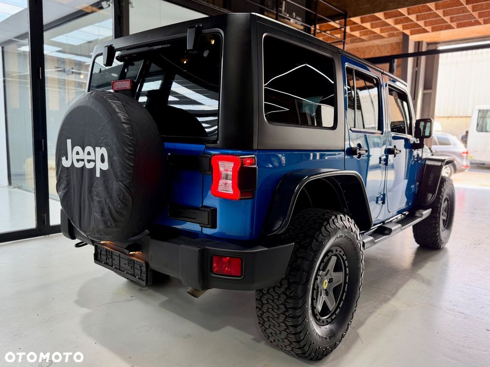 Jeep Wrangler 3.6 Unlim Night Eagle - 4